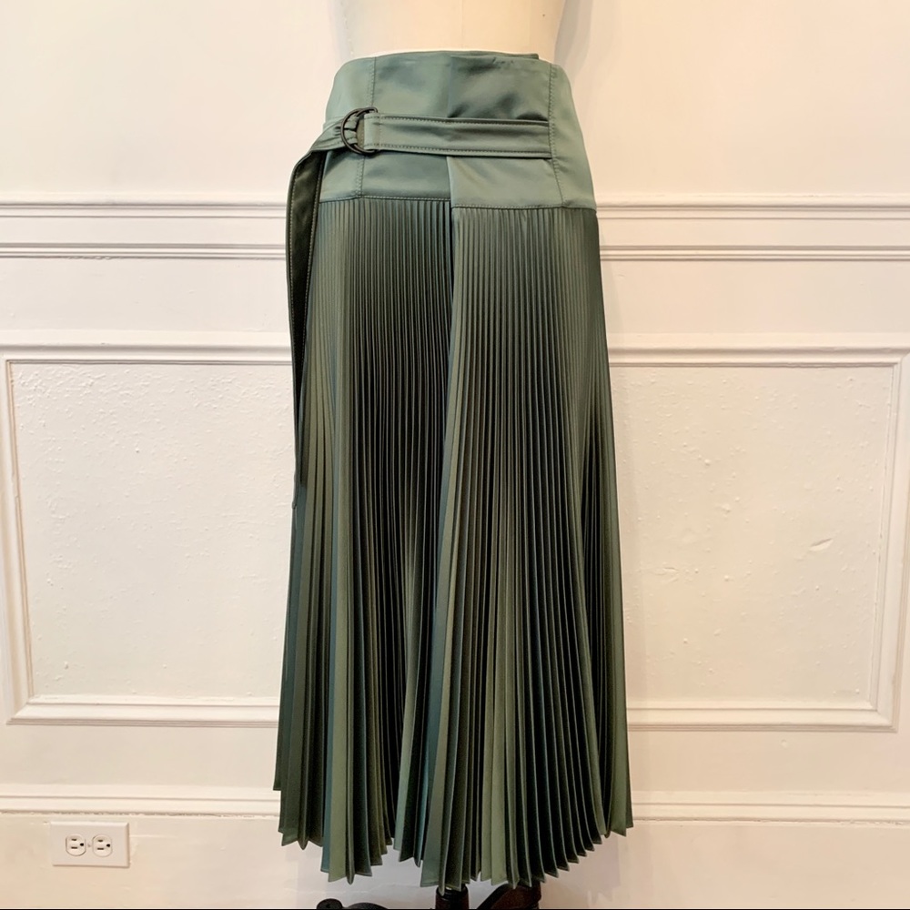 Brunello Cucinelli Pleated Skirt